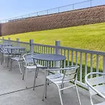 Comfort Suites Lancaster Amish Country