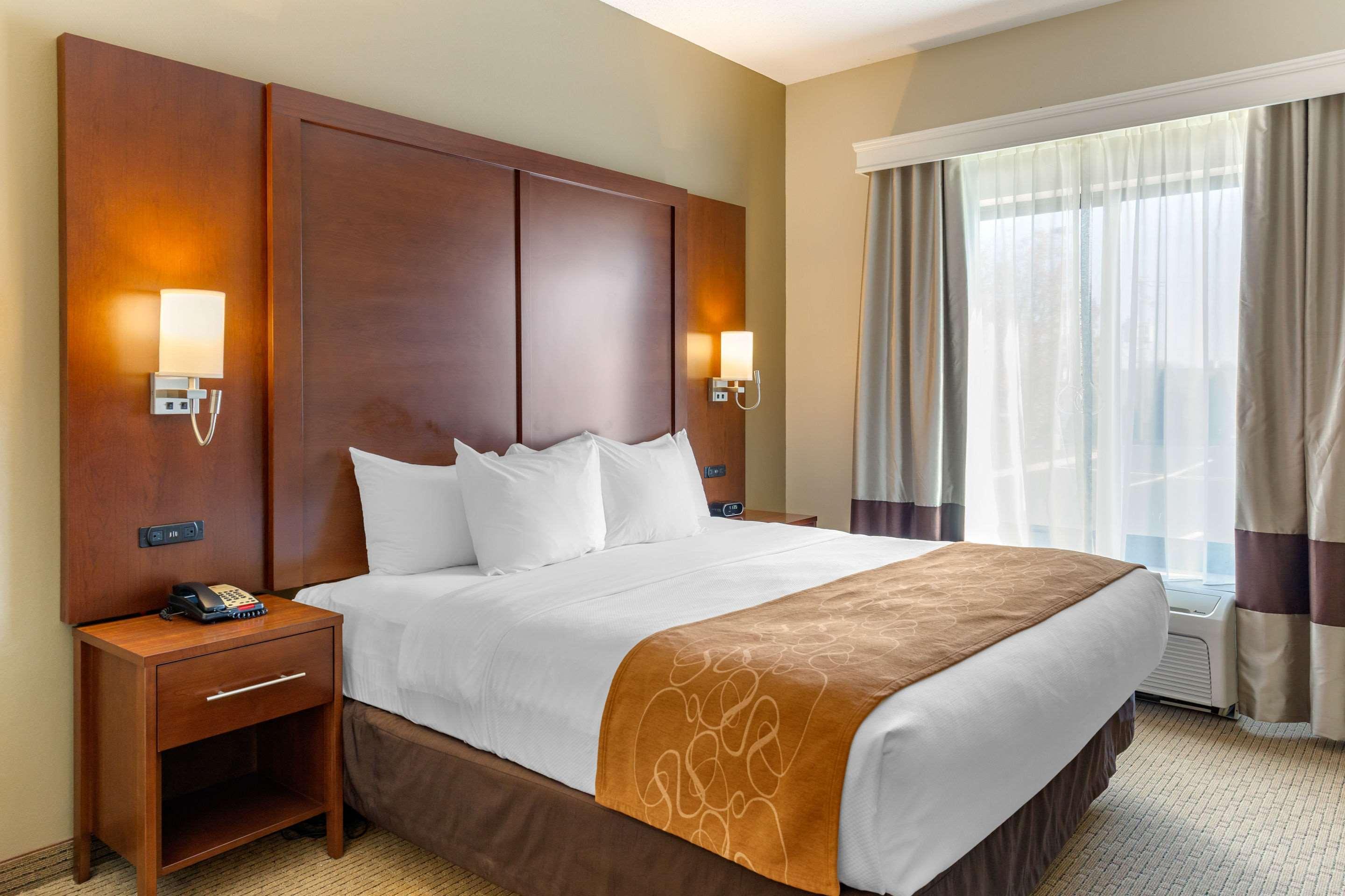 Hotel Comfort Lancaster Amish Country